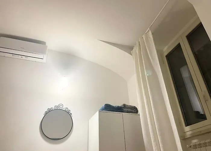 Casa Metro A Pontelungo Pansiyon *